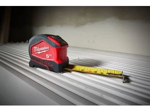 Svinovací metr Milwaukee 4932464665 Autolock 5 m/25 mm
