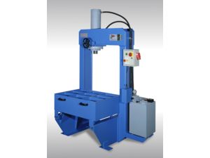 Hydraulický lis SICMI PBM 70 s posuvným stolem