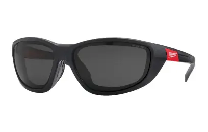 Vysoko výkonnostní ochranné brýle Milwaukee 4932471886 Premium, zatmavené s těsněním (MI4932471886)