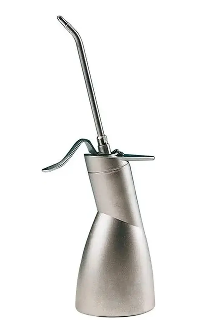Stříkací konvice na olej zinkový tlakový odlitek velikost.1 jmenovitý obsah 500ml FORMAT