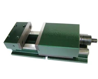 223377-rmkrm24313620080-01