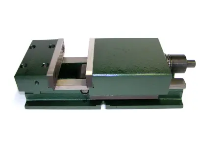 223379-rmkrm24313620060-01