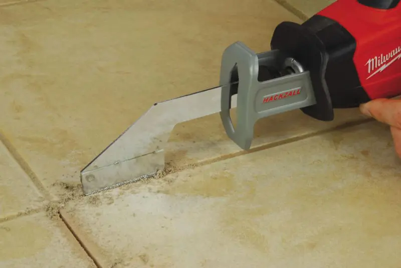 Aku M18™ subkompaktní přímočará pilka HACKZALL™ Milwaukee M18 C12 HZ-202C (2,0 Ah) (MI4933500560)