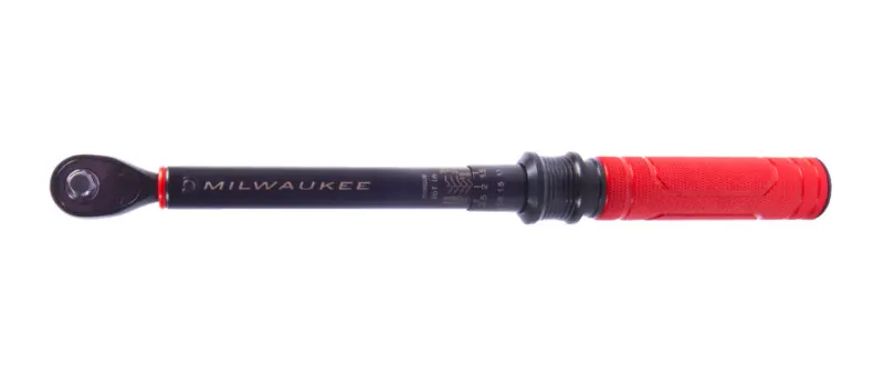 Momentový klíč s ráčnou a čtyřhranem 1/2" Milwaukee 40-200NM, 4932500825
