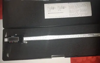 Digitální posuvné měřítko Bernardo 300/0,01 mm (BER311006)