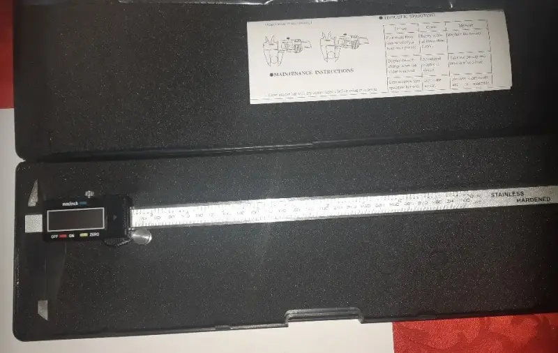 Digitální posuvné měřítko Bernardo 300/0,01 mm (BER311006)