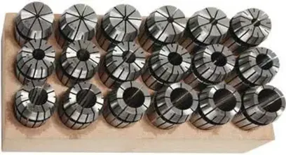 Kleštiny 1 ÷ 10 mm Fortis ER16/426E v dřevěném stojánku (Sada 10 dílů)