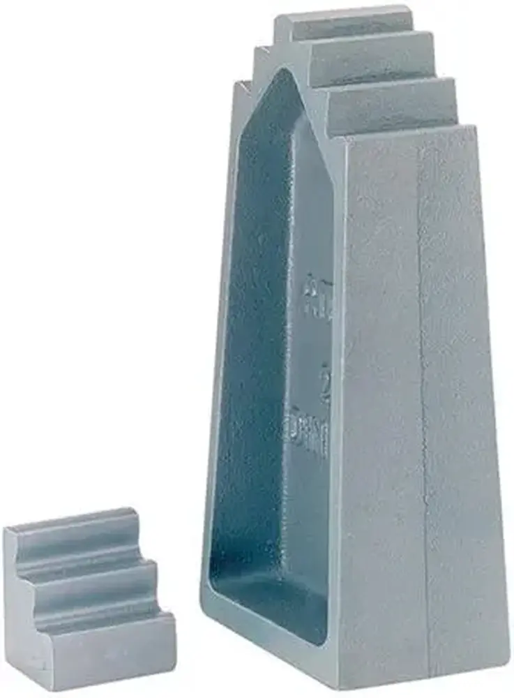 Stupňovitá upínací podložka. Velikost 50/12,5 ÷ 50 mm AMF 71365. DIN 6318