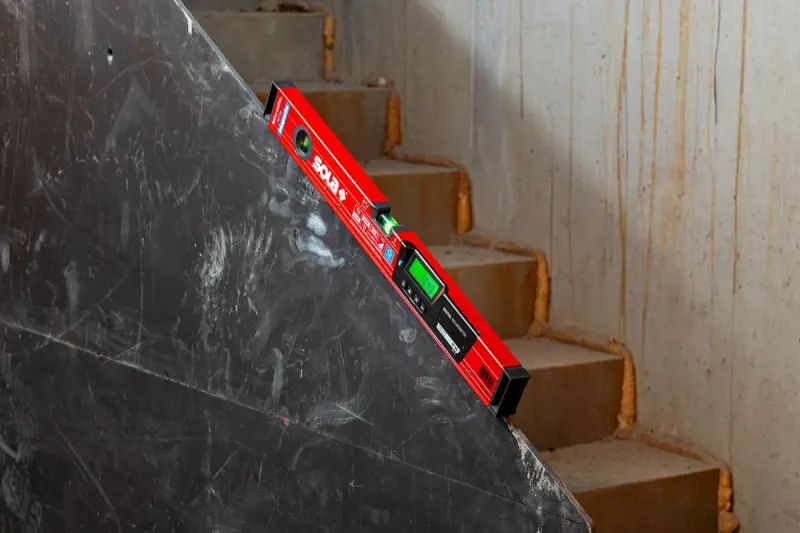 Digitální vodováha REDM 6 0 digitální s magnetem So la