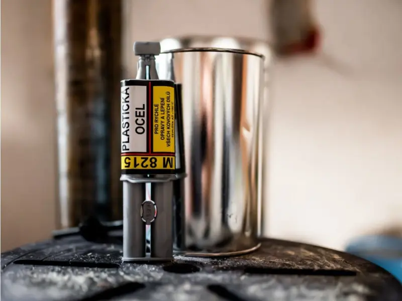 Polymerové lepidlo Plastická ocel HF Servis M 8215 (25 ml) (OZM8215)