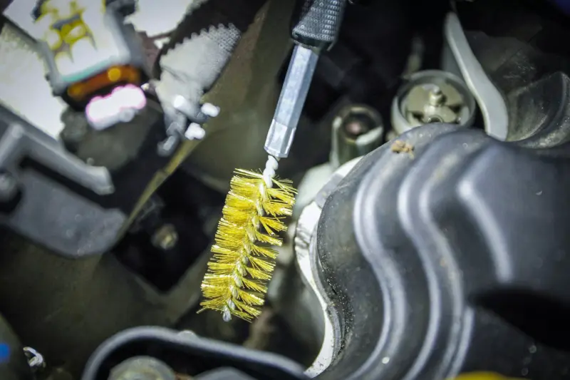 Nářadí na čištění šachet a sedel vstřikovačů BGS109324 (BGS109324)