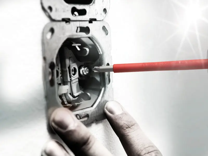 114497-006100-iaa-2943