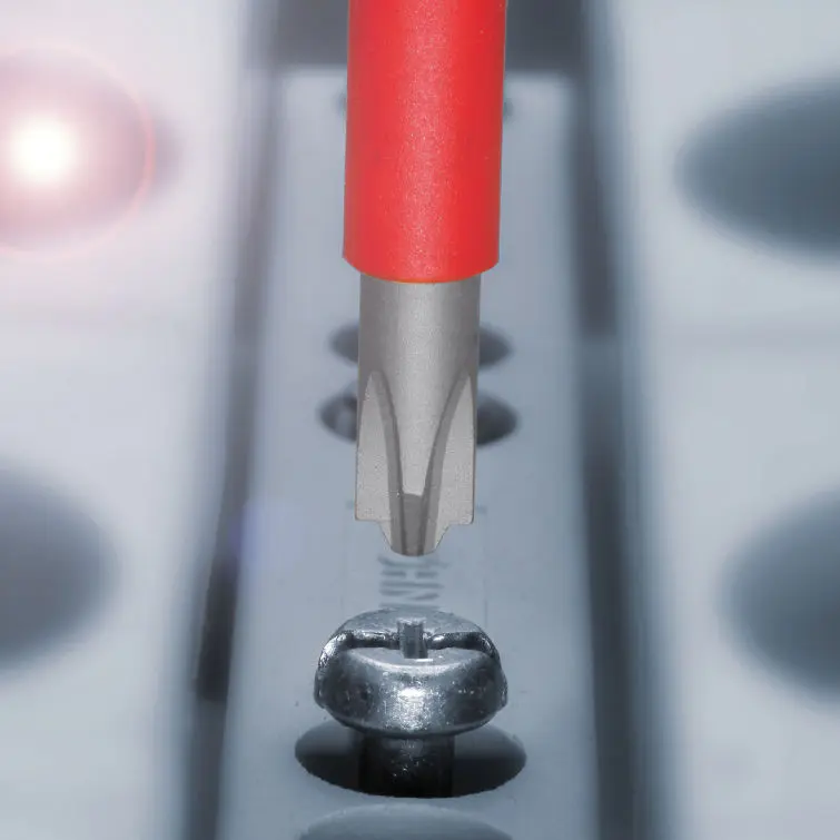 114772-006514-plusminus-c