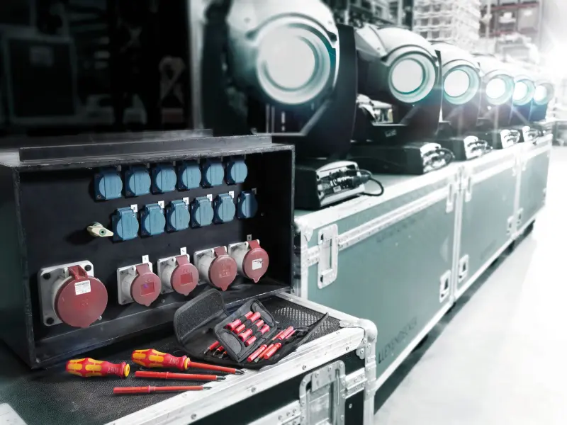 115322-006619-anw-kk-vde-60is-65is-67is-16-buehnenleuchte-001