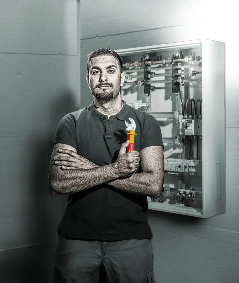 117182-020150-ker-vde-motiv-04-10-06-2022-10169-63357b5c1bd29093987861