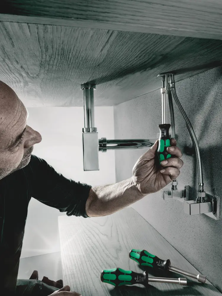 123060-05029463001-tipp01