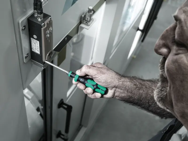 125857-838-ra-r-m-motiv-01-10049