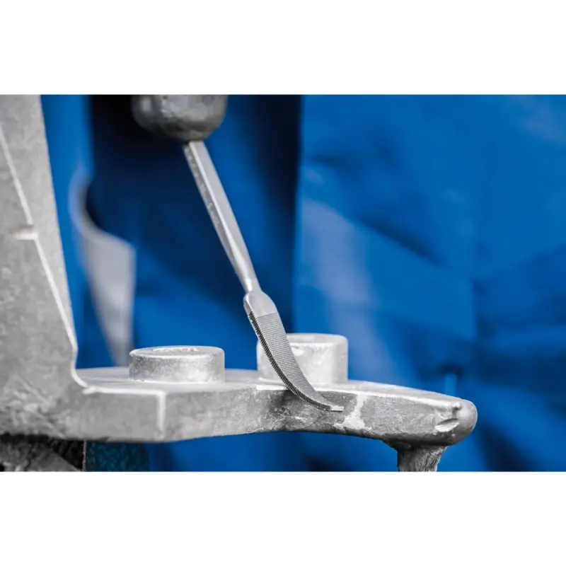 741P  180 mm H0  PILNÍK TVAROVÝ (PF4007220014837)