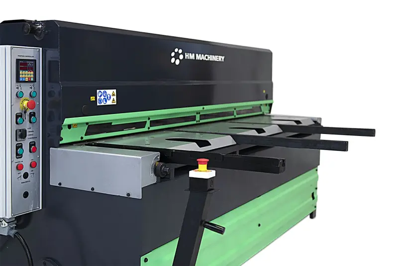 135811-hmm-00738505-02