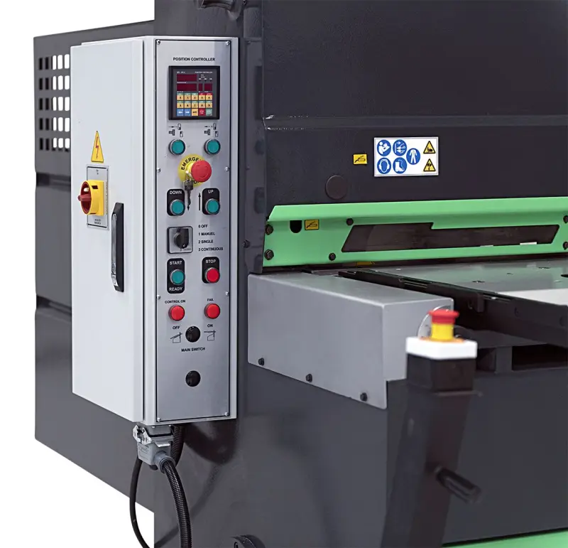 135811-hmm-00738505-05