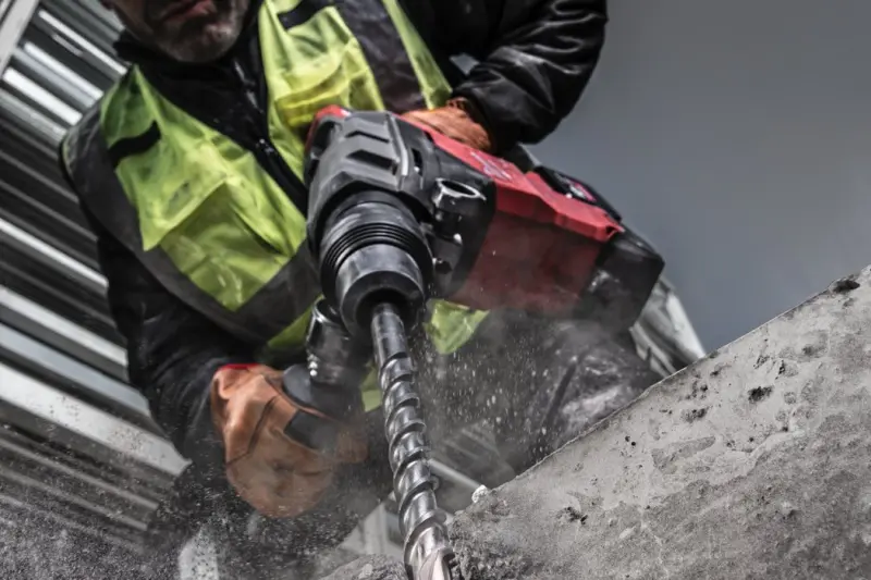 135873-4932352765-01