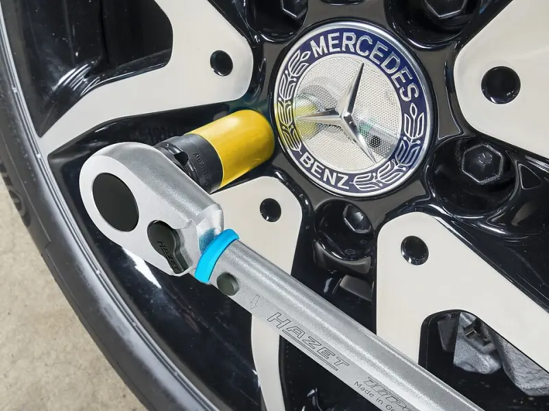 Nástrčná hlavice 1/2" 19 mm, rázová, plast. ochrana Hazet 903SLG-19 (EDE61800190)