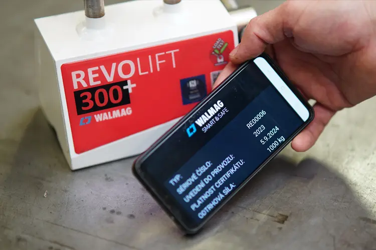 147292-revolift-300-05