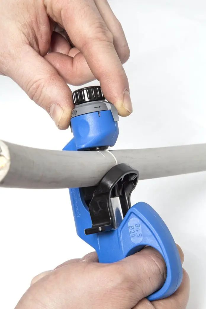 147721-52000029-kabelmesser-no-4-29-spiral-05