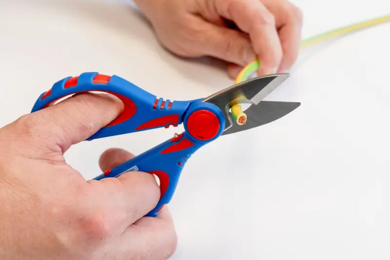 147890-awb-10100025-elektrikerschere-xl-04-1920x1920