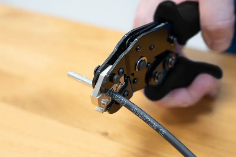 Krimpovací kleště 180 mm (2,5 ÷ 6 mm2) MC4 Weicon 10100514 pro solární konektory (WEI10100514)