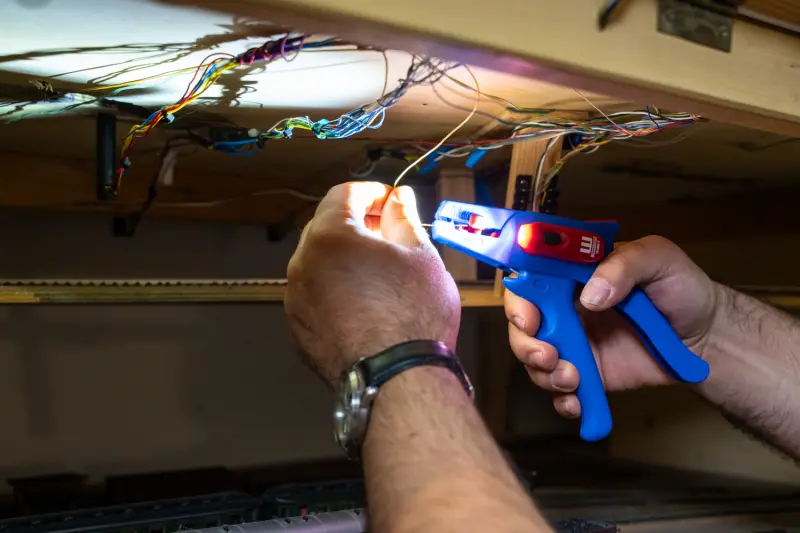 147912-weicon-10100517-10