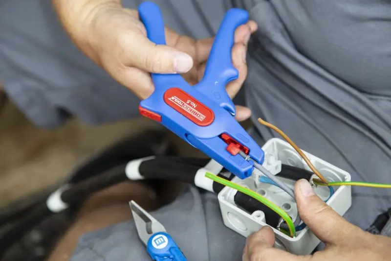 148221-51000005-no5-minigolf-03