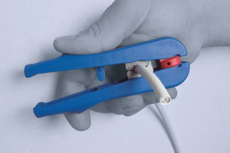 Odizolovací nástroj Weicon Combi-Coax No. 3 na koaxiální kabely (WEI52000003)