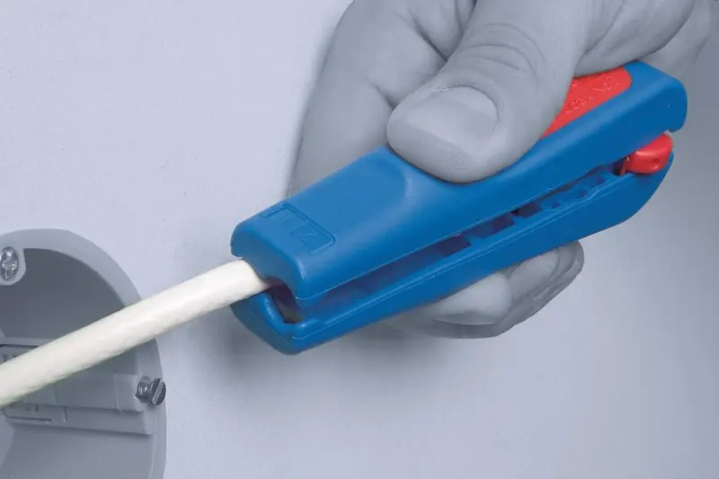 Odizolovací nástroj Weicon Combi-Coax No. 3 na koaxiální kabely (WEI52000003)
