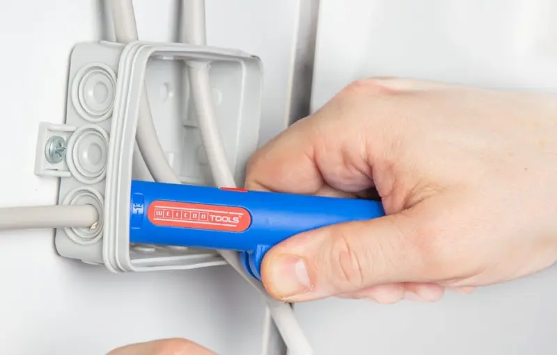 148333-52000013-rundkabel-stripper-no-13-03