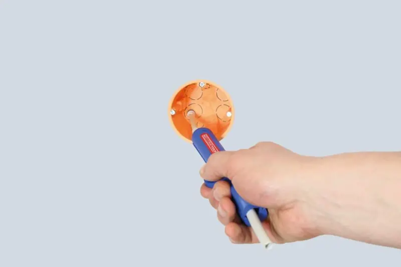 148333-52000013-rundkabel-stripper-no-13-frei