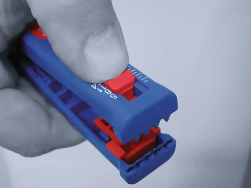 148347-52000030-data-strip-no-30-regeler-ci