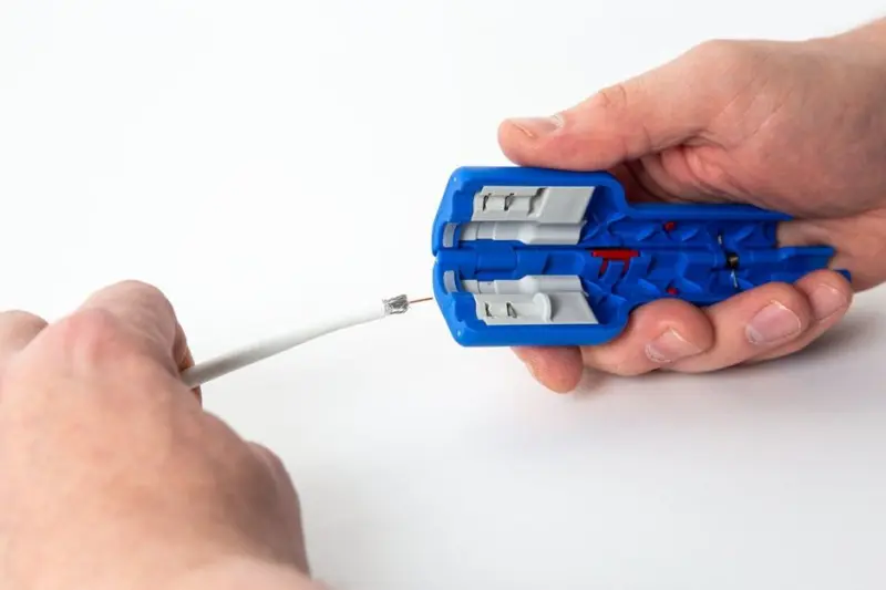 148361-52002001-coax-stripper-no-1-f-plus-04