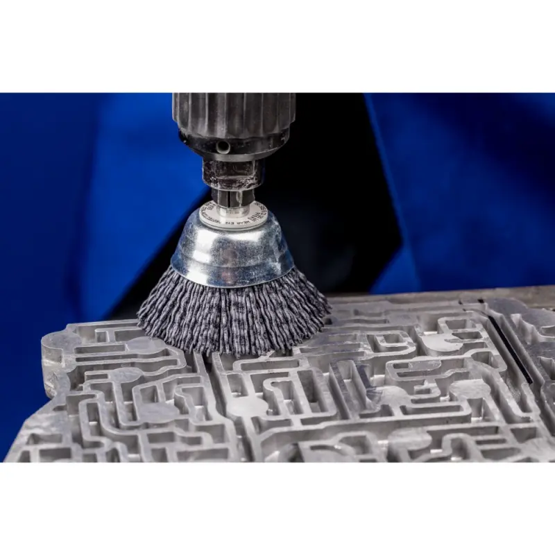 TBU 6015/6 0,90 SiC 180  KARTÁČ STOP. HRNCOVÝ (PF4007220220726)