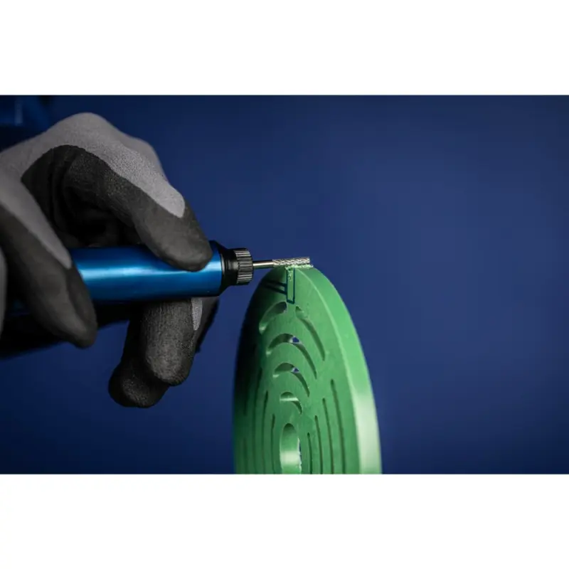 150974-awf-zyas-0313-3-z3-plus-rgb