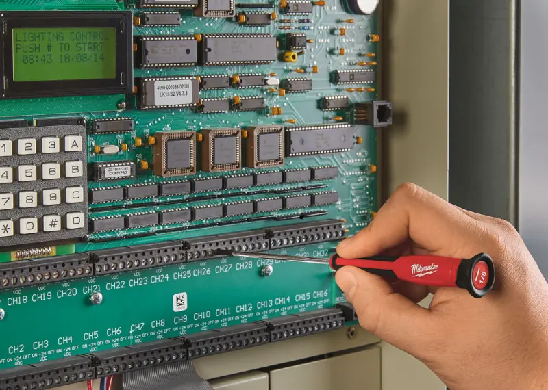 151817-mi4932471869-7-sada-mirko-sroubovaku-milwaukee-ph-sl-pro-jemnou-a-presnou-praci-sada-6-dilu