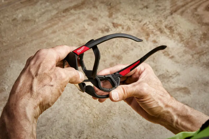 151889-4932471885-app-1