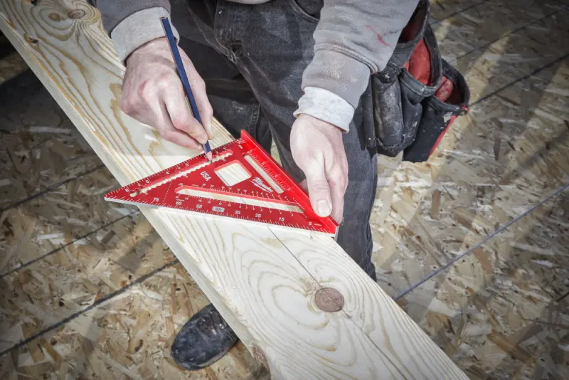 152519-4932472124-feat-1