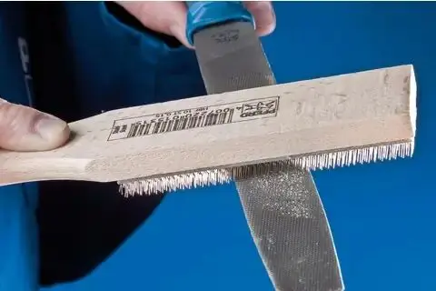 Ruční kartáč s dřevěnou rukojetí Pferd HBF 10 ST 0,15 (PF4007220245279)