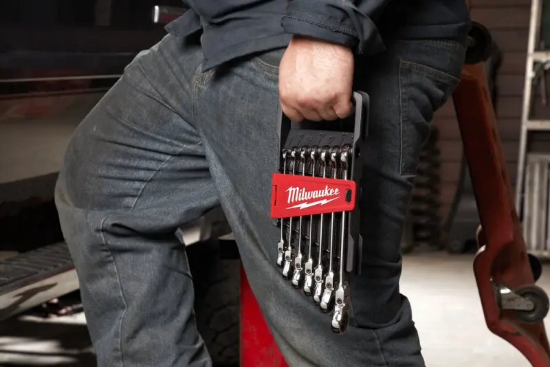 Očkoploché ráčnové klíče 8 ÷ 17 mm MAX BITE™ Milwaukee 4493247857. Sada 8 dílů (MI4932478557)