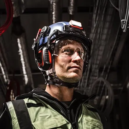 155355-4932478877-01