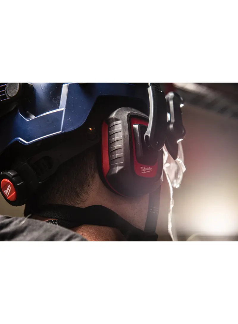 155364-4932478878-02