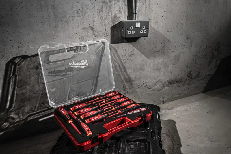 156287-mi4932479095-5-elektrikarske-sroubovaky-milwaukee-tri-lobe-vde-ph-pz-sl-a-torx-sada-12-dilu