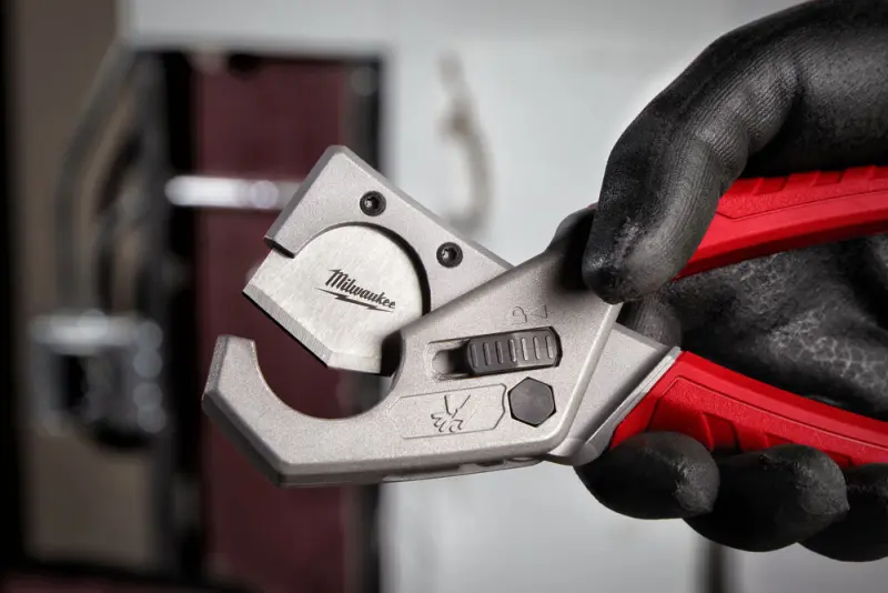 156885-4932479407-05