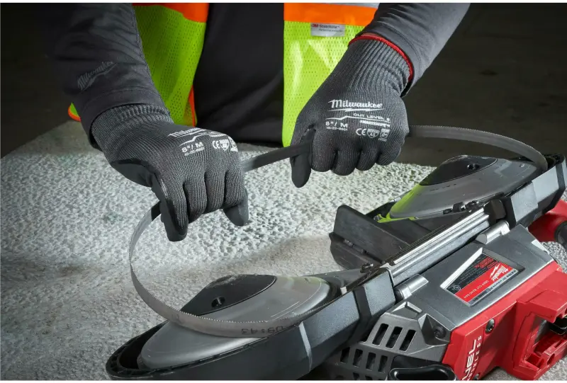 Pracovní rukavice Milwaukee CUT, ochrana proti proříznutí E, velikost 7 (S), 1 pár, 4932479718